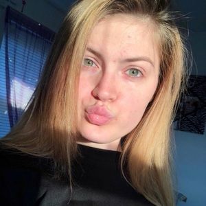 Meet your Posher, Shana